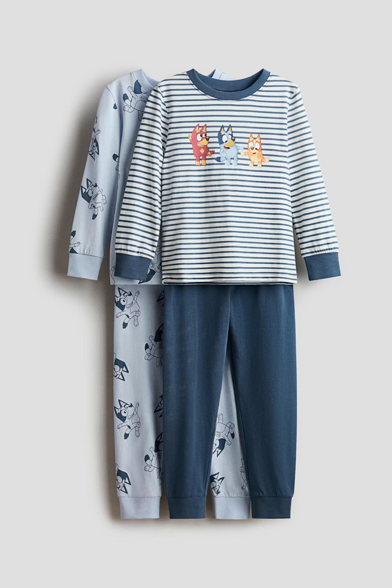 set 2 bộ ngủ dài tay 3 con chó màu xanh và sọc