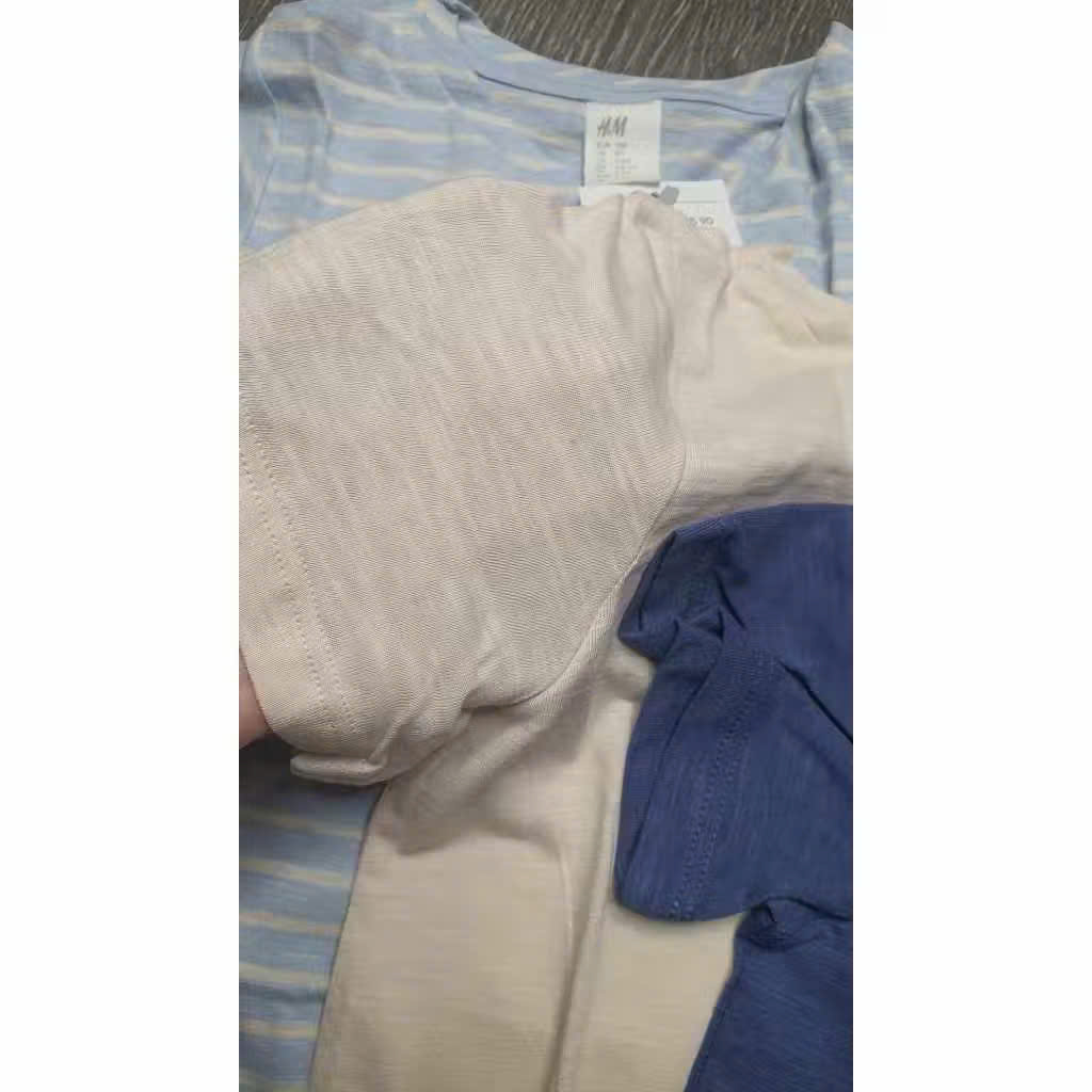 Set 3 áo phông kẻ H&M cho bé