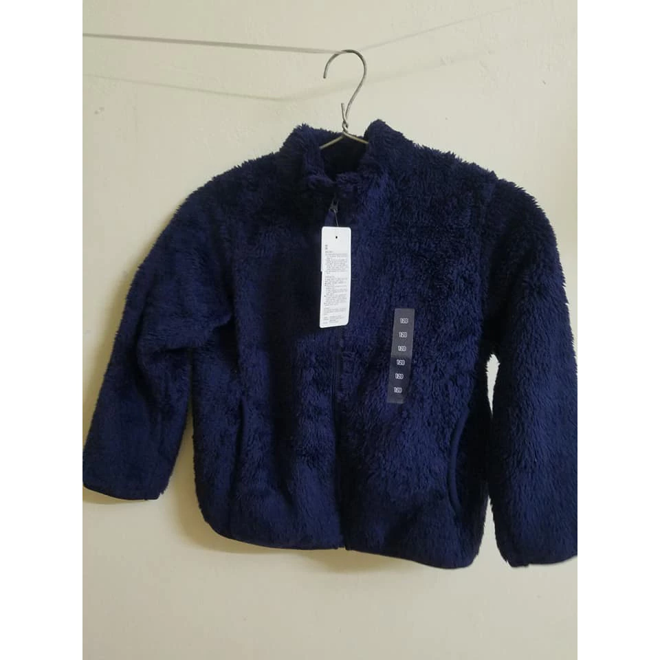 Áo lông cừu navy Uniqlo cho bé