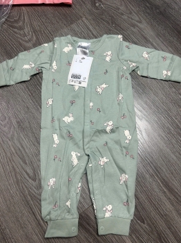 Body ngủ H&M xanh họa tiết thỏ