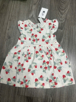 váy cánh tiên dâu H&M