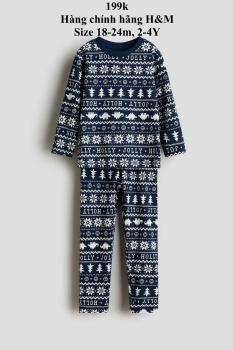 Đồ bộ dài tay màu xanh hoạt tiết có chữ Holly 18m-4Y
